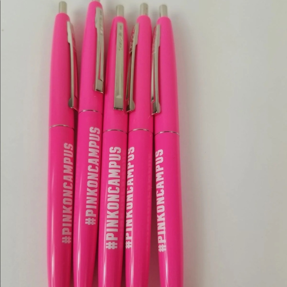 Looking for Pink Pens ‼️‼️